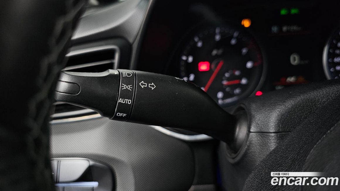 Hyundai Veloster 2019