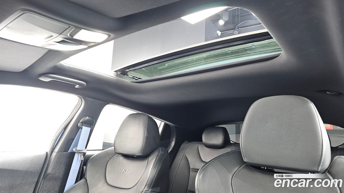 Hyundai Veloster 2019