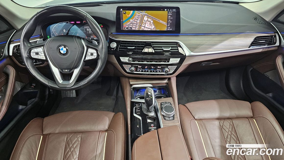 BMW 5-Series 2021