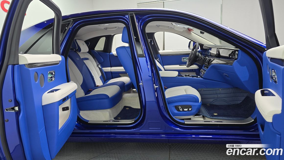 Rolls-Royce Ghost 2023