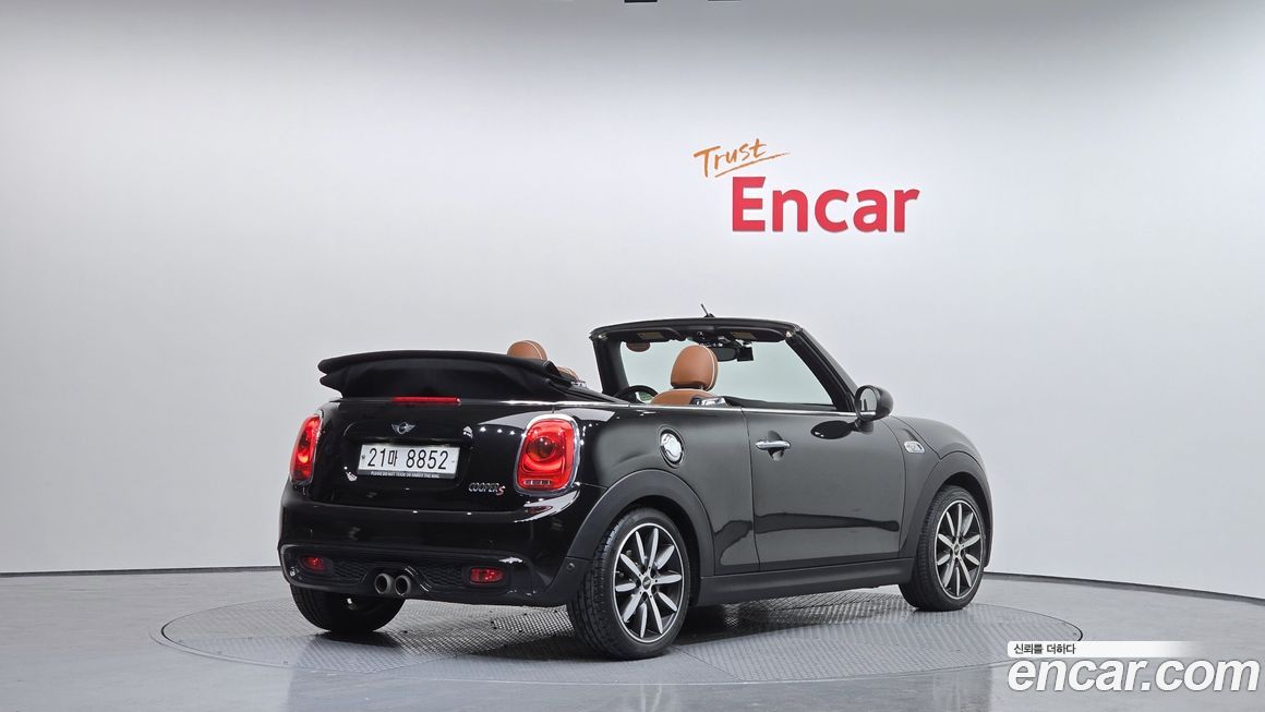 Mini Cooper Convertible 2017