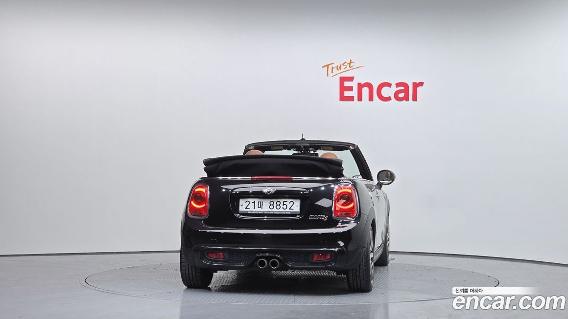 Mini Cooper Convertible 2017