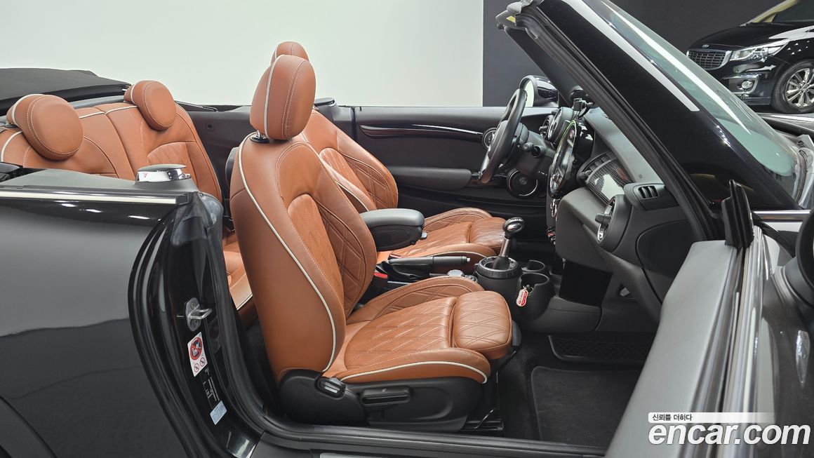 Mini Cooper Convertible 2017