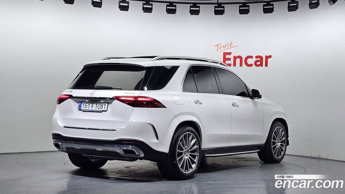 Mercedes-Benz GLE-Class 2023