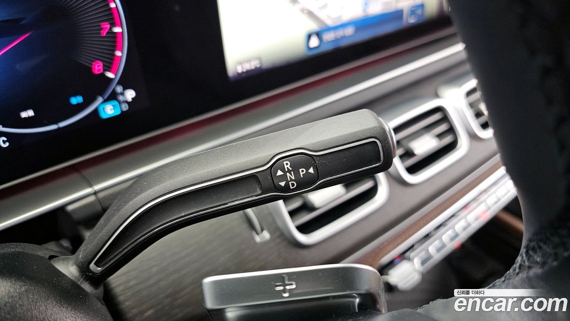 Mercedes-Benz GLE-Class 2023