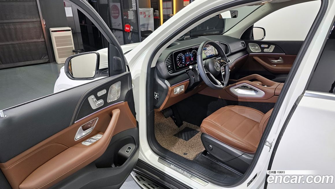 Mercedes-Benz GLE-Class 2023