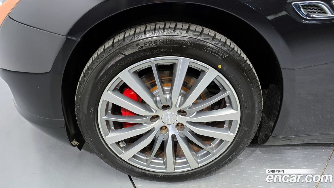 Maserati Quattroporte 2014