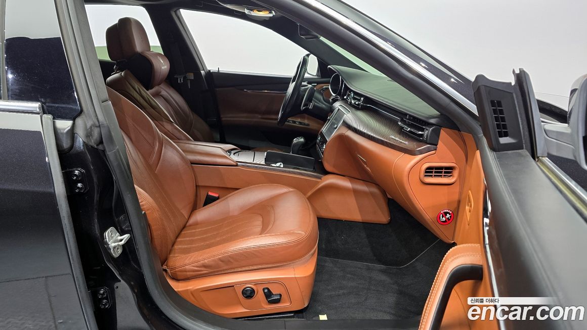 Maserati Quattroporte 2014