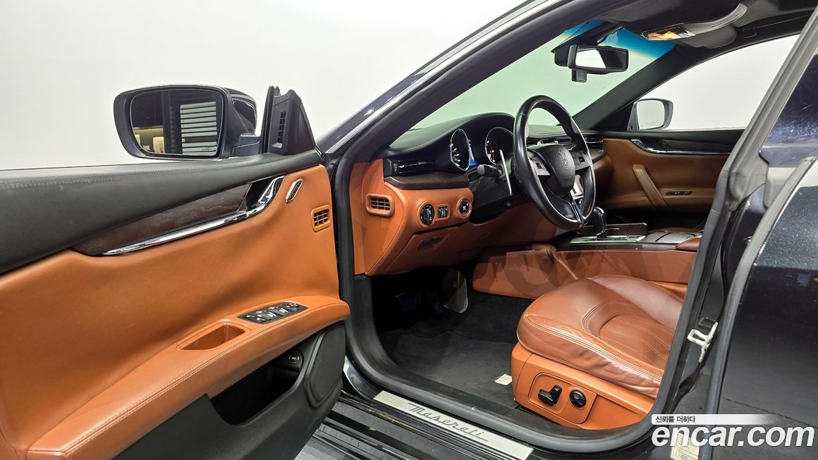 Maserati Quattroporte 2014