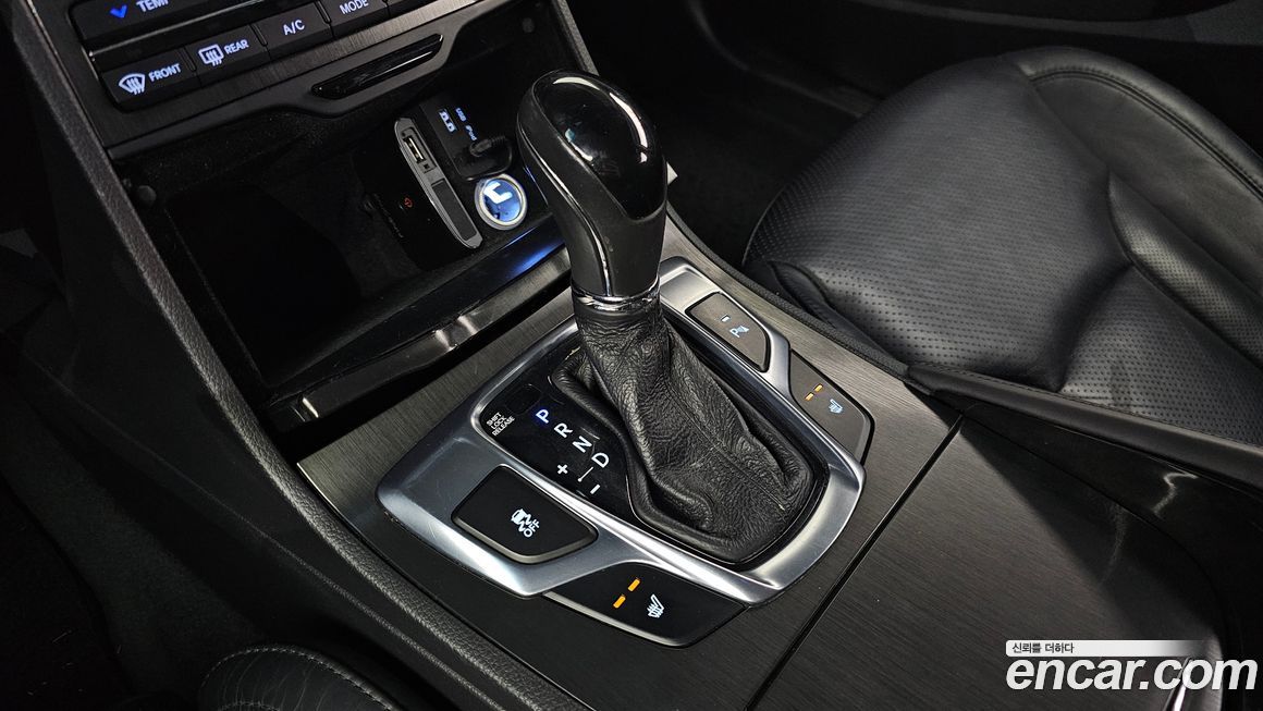 Hyundai Grandeur 2015