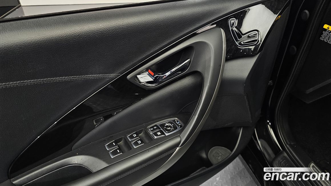 Hyundai Grandeur 2015