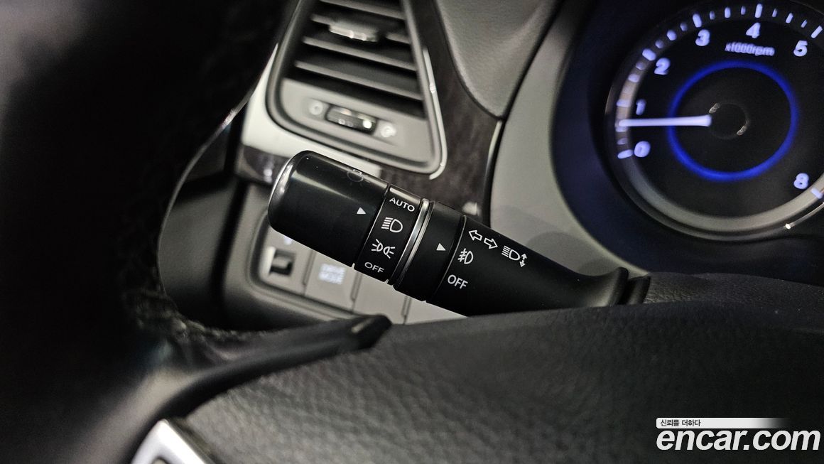 Hyundai Grandeur 2015