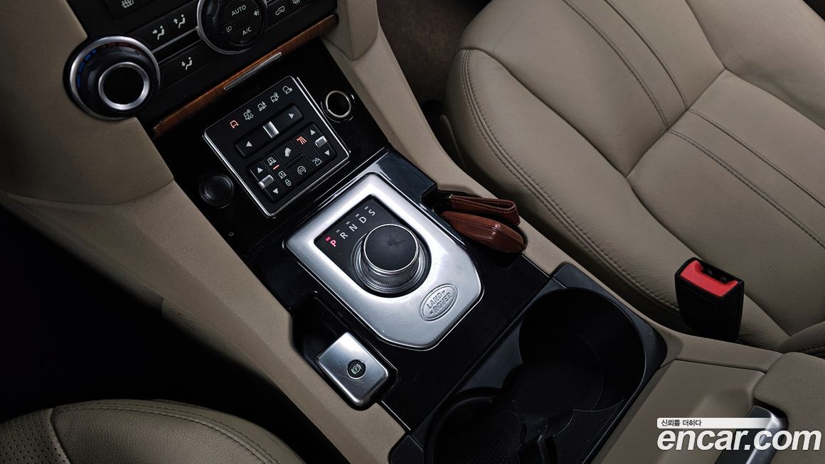 Land Rover Discovery 2014