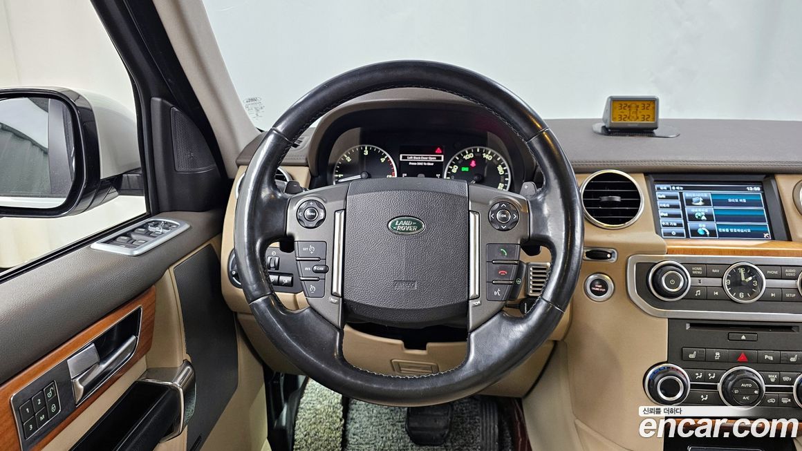 Land Rover Discovery 2014
