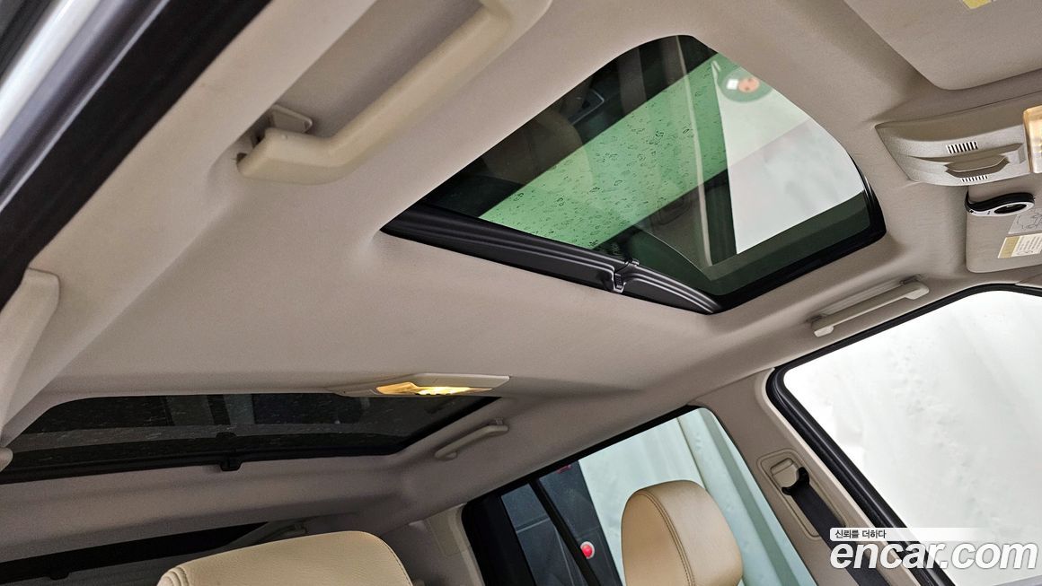 Land Rover Discovery 2014