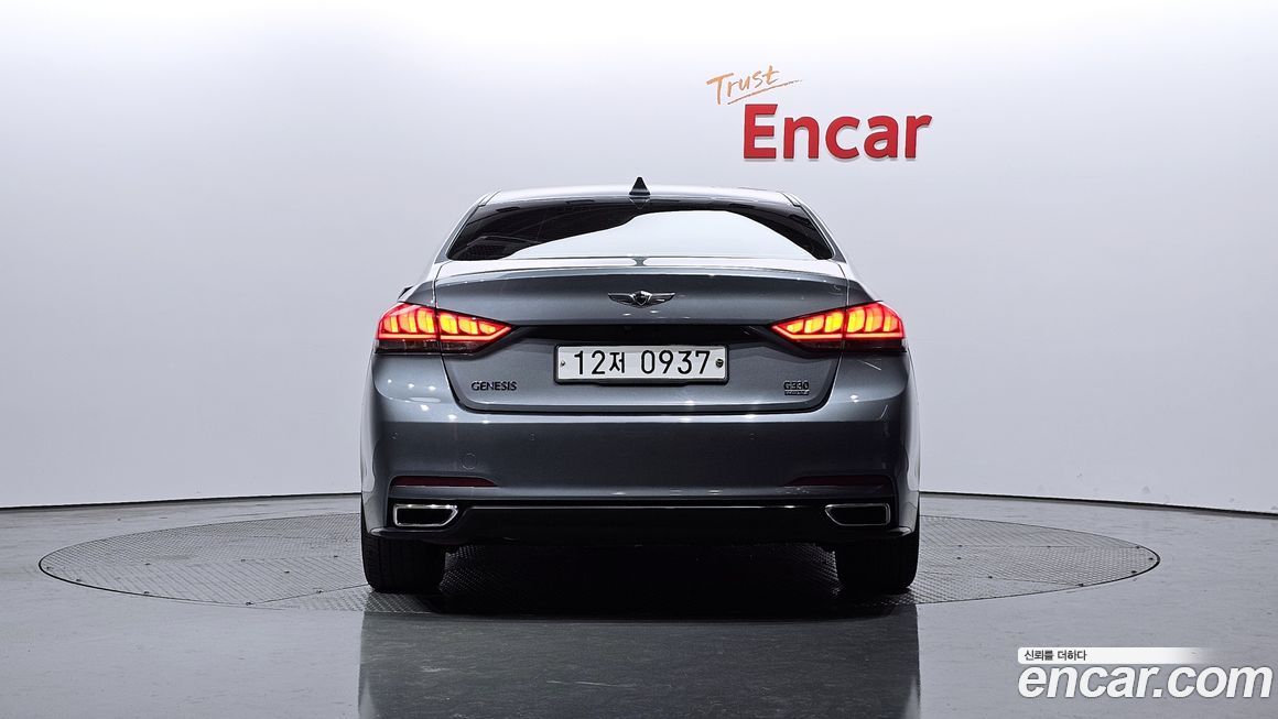 Hyundai Genesis 2016