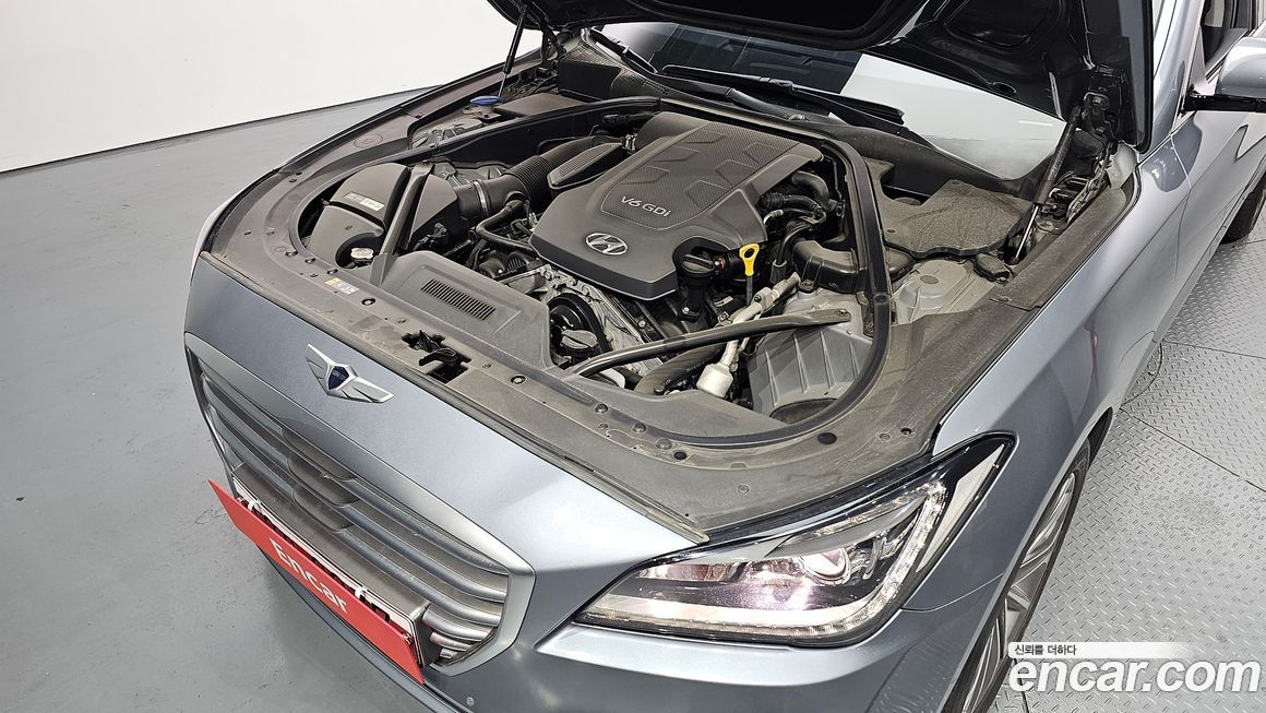 Hyundai Genesis 2016