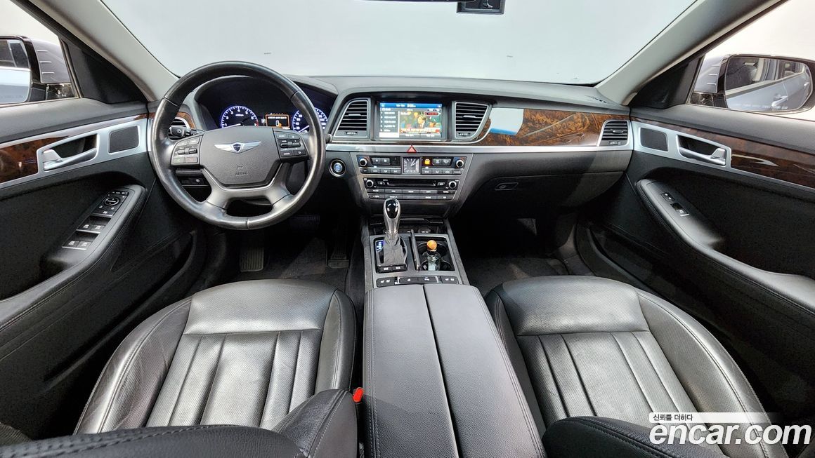 Hyundai Genesis 2016