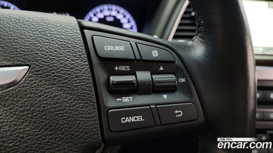 Hyundai Genesis 2016