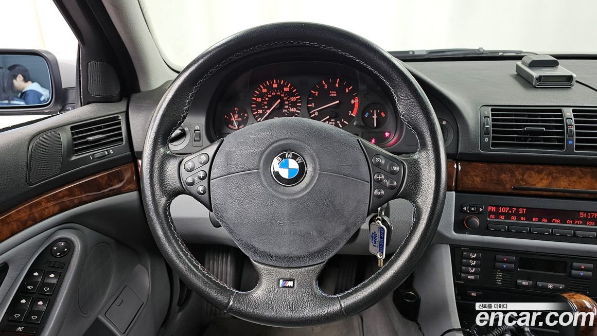 BMW 5-Series 1999