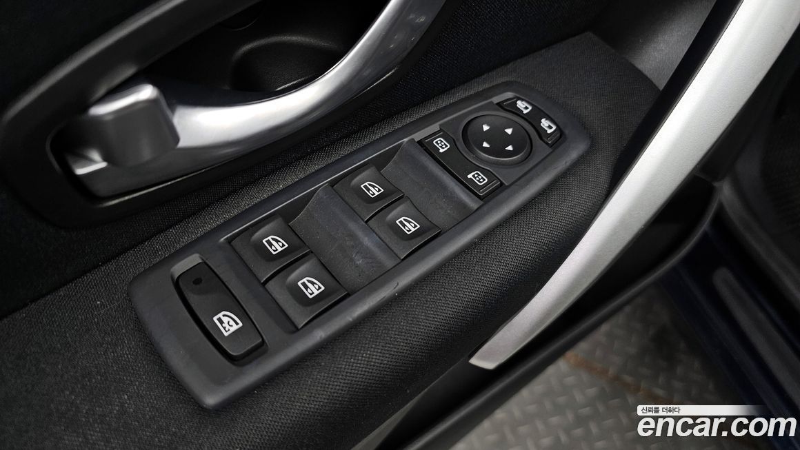 Renault-KoreaSamsung SM3 2010