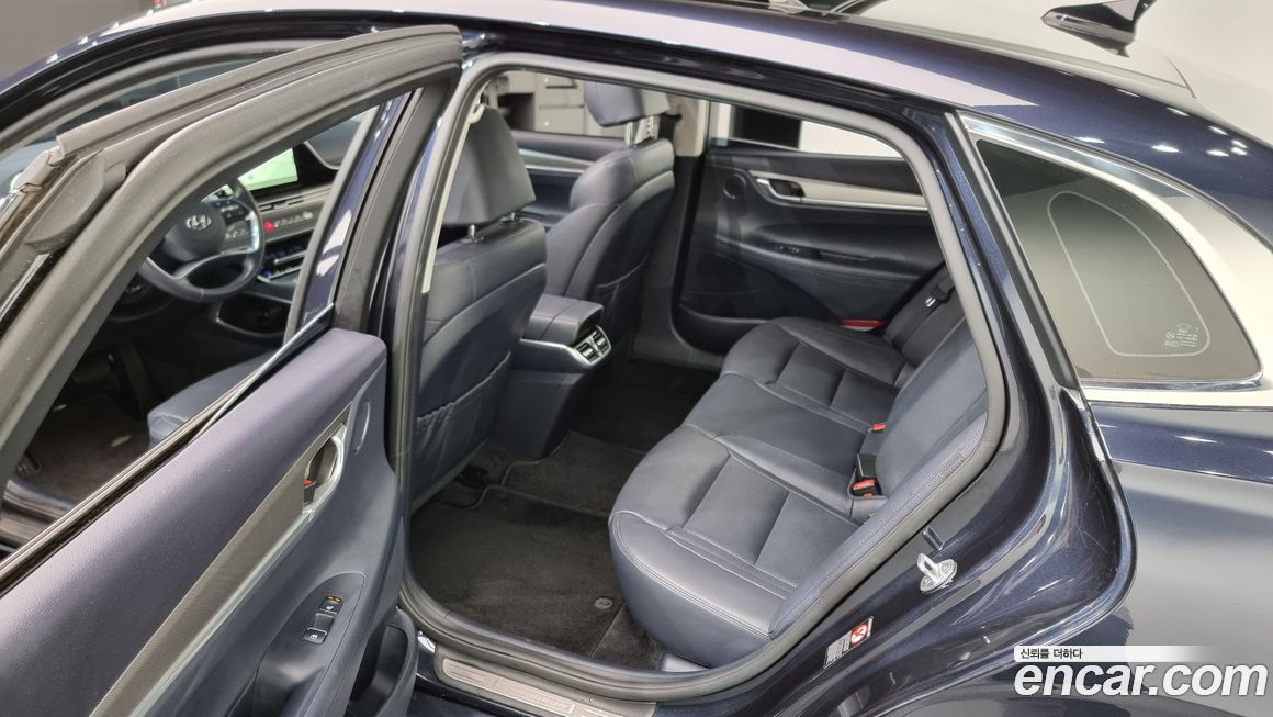 Hyundai Grandeur 2021