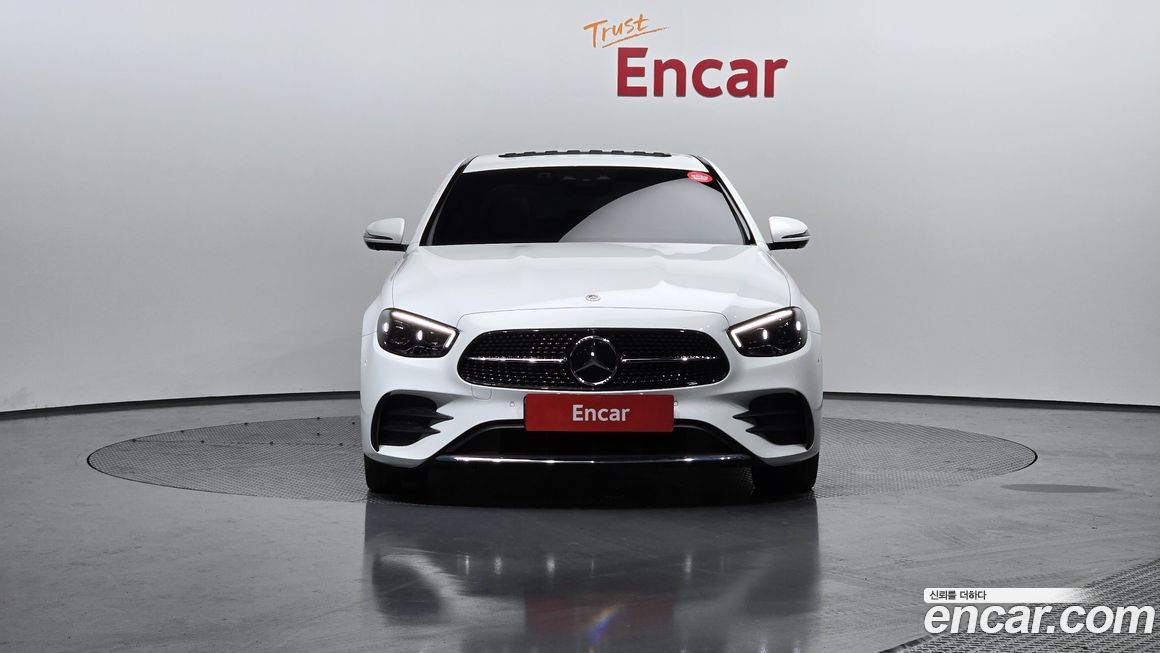 Mercedes-Benz E-Class 2023