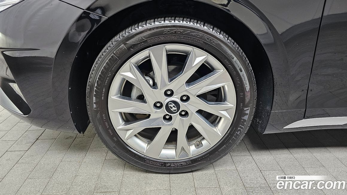 Hyundai Grandeur 2020