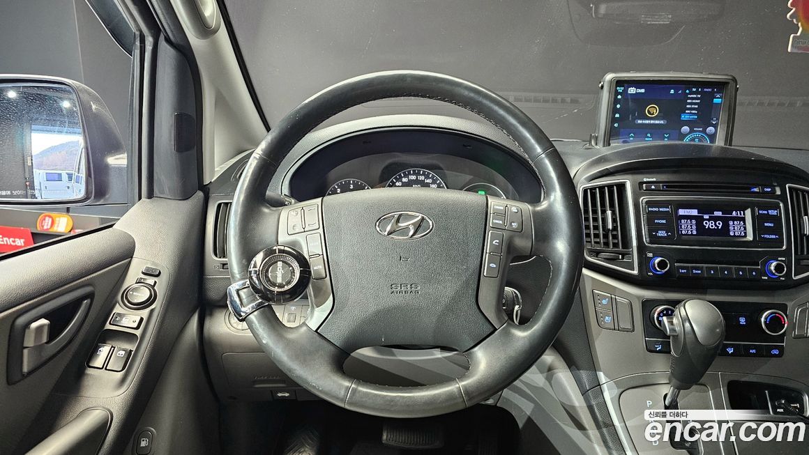Hyundai Starex 2021