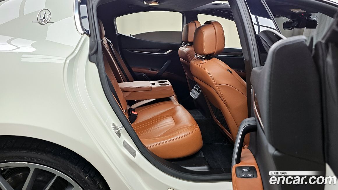 Maserati Ghibli 2017