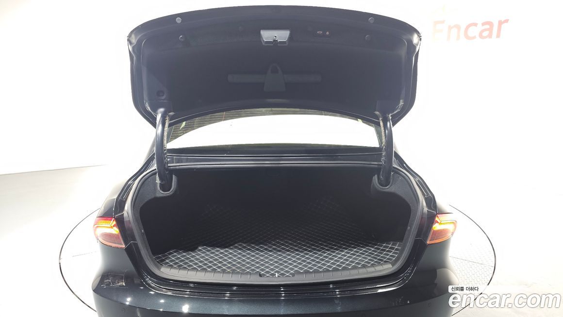 Hyundai Grandeur 2021