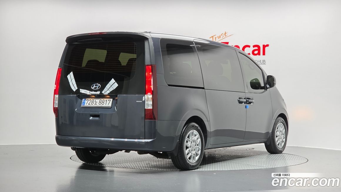 Hyundai Staria 2022