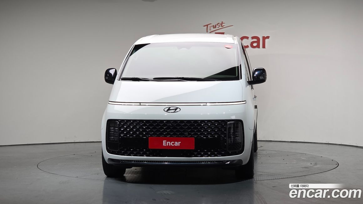 Hyundai Staria 2022