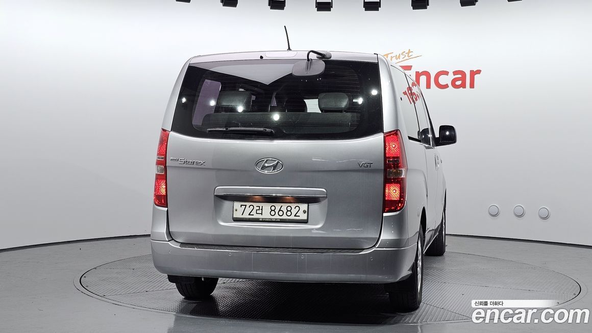 Hyundai Starex 2016