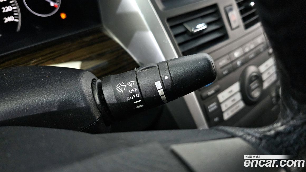 Renault-KoreaSamsung SM7 2011