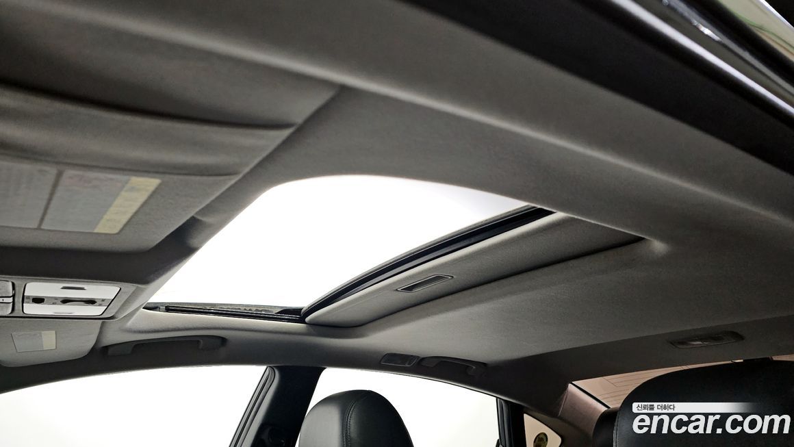 Renault-KoreaSamsung SM7 2011