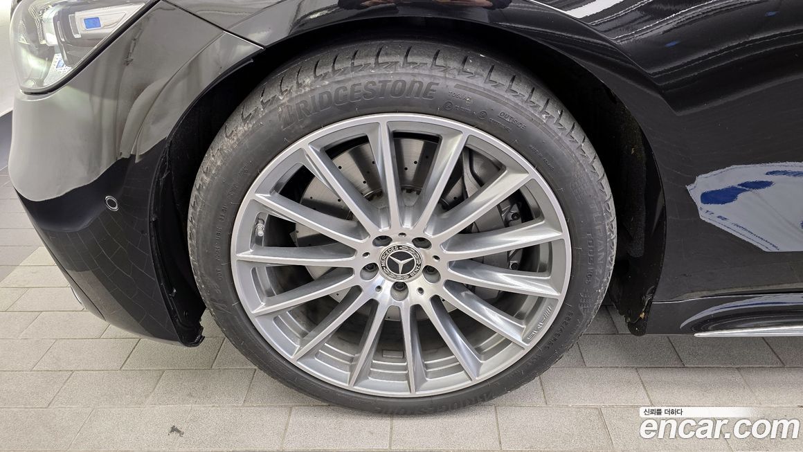 Mercedes-Benz S-Class 2021