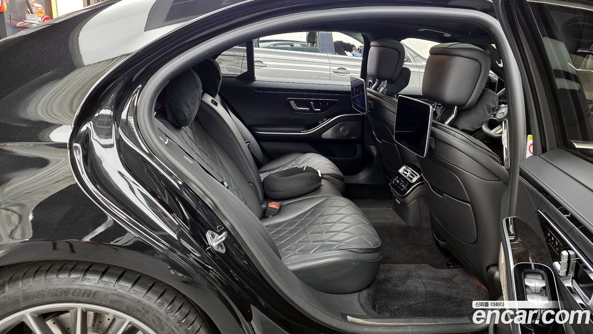 Mercedes-Benz S-Class 2021