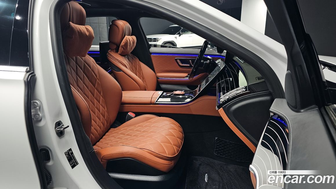 Mercedes-Benz S-Class 2024