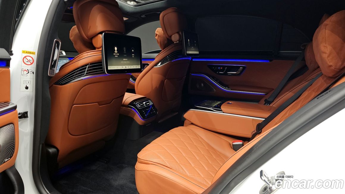 Mercedes-Benz S-Class 2024