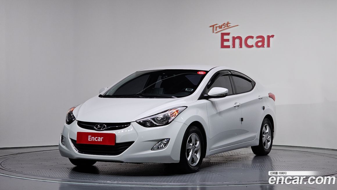 Hyundai AVANTE 2012