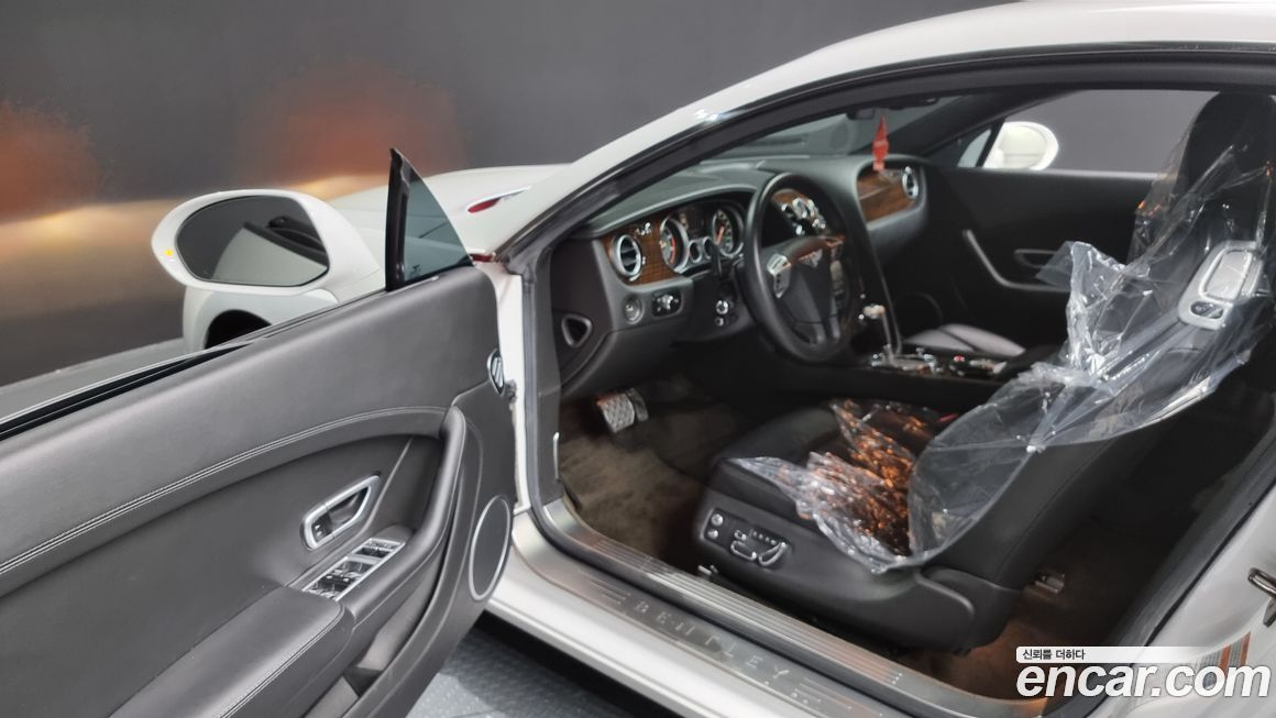 Bentley Continental 2013