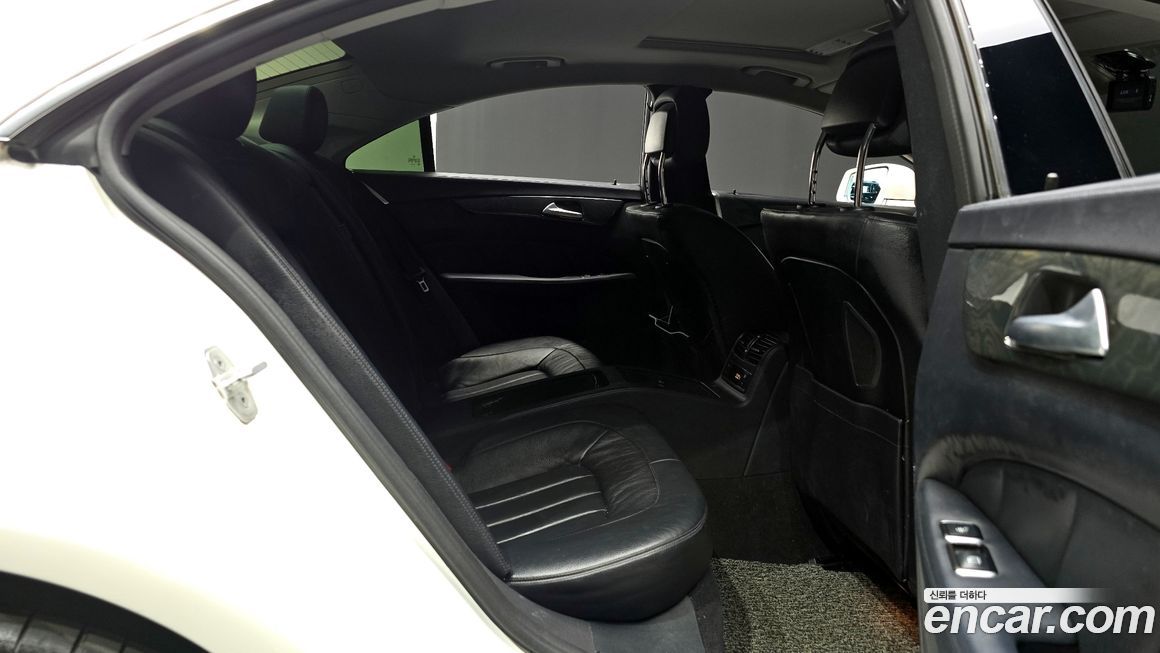 Mercedes-Benz CLS-Class 2014