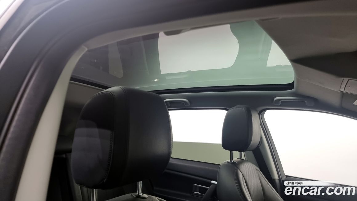 Land Rover Discovery Sport 2017