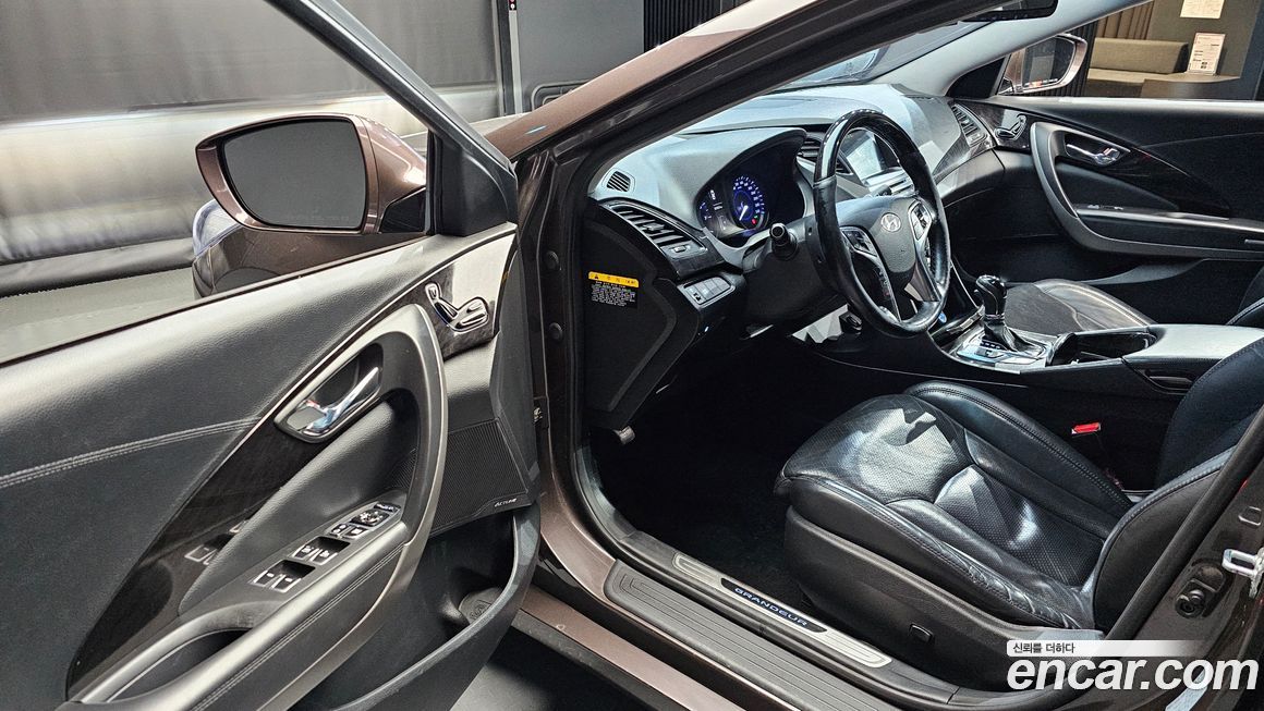 Hyundai Grandeur 2015