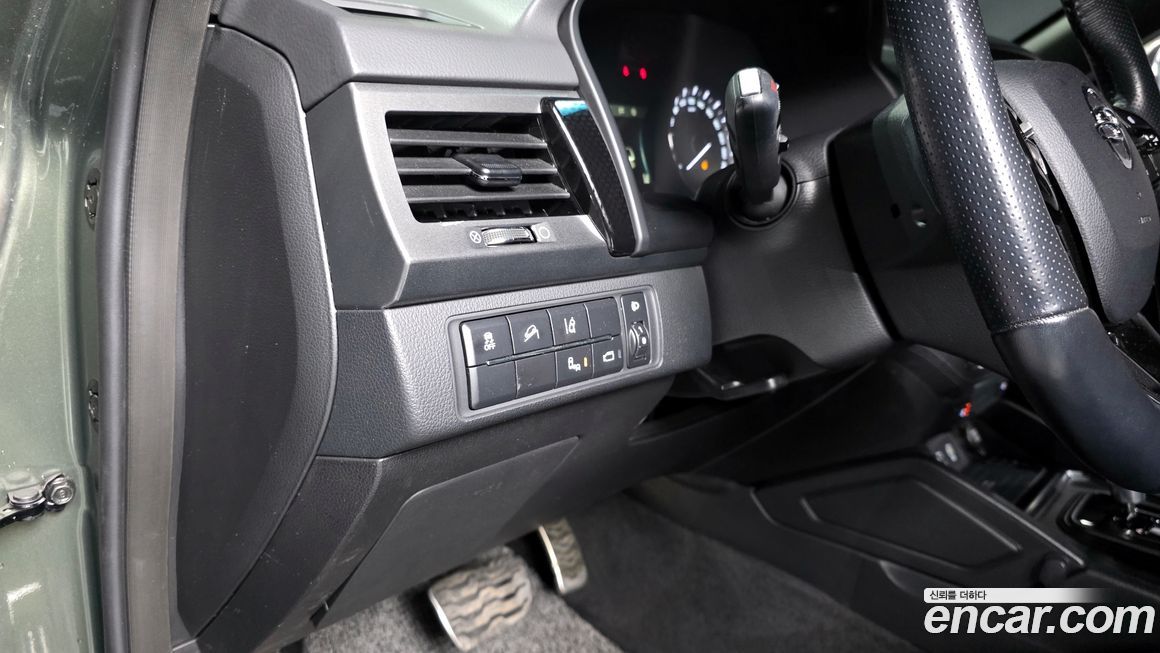 KG_Mobility_Ssangyong Rexton 2021