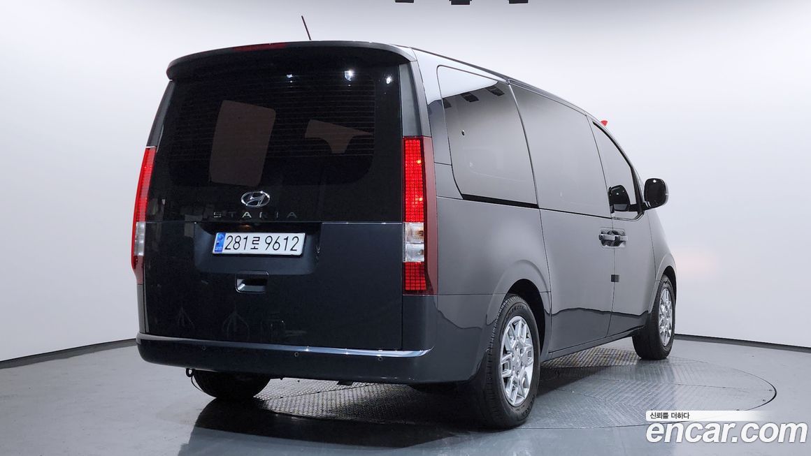 Hyundai Staria 2022