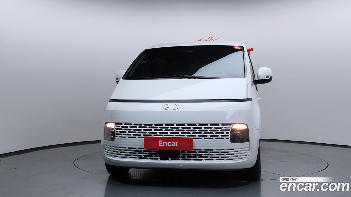 Hyundai Staria 2023