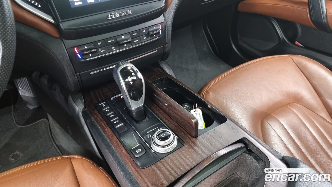 Maserati Ghibli 2017