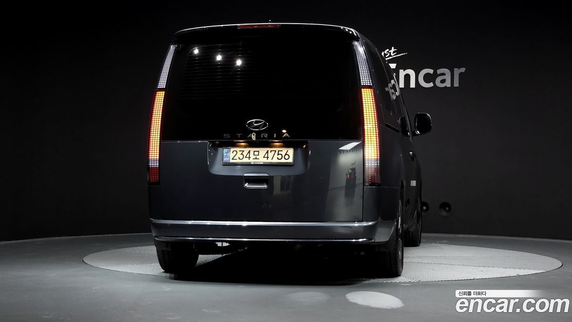 Hyundai Staria 2023